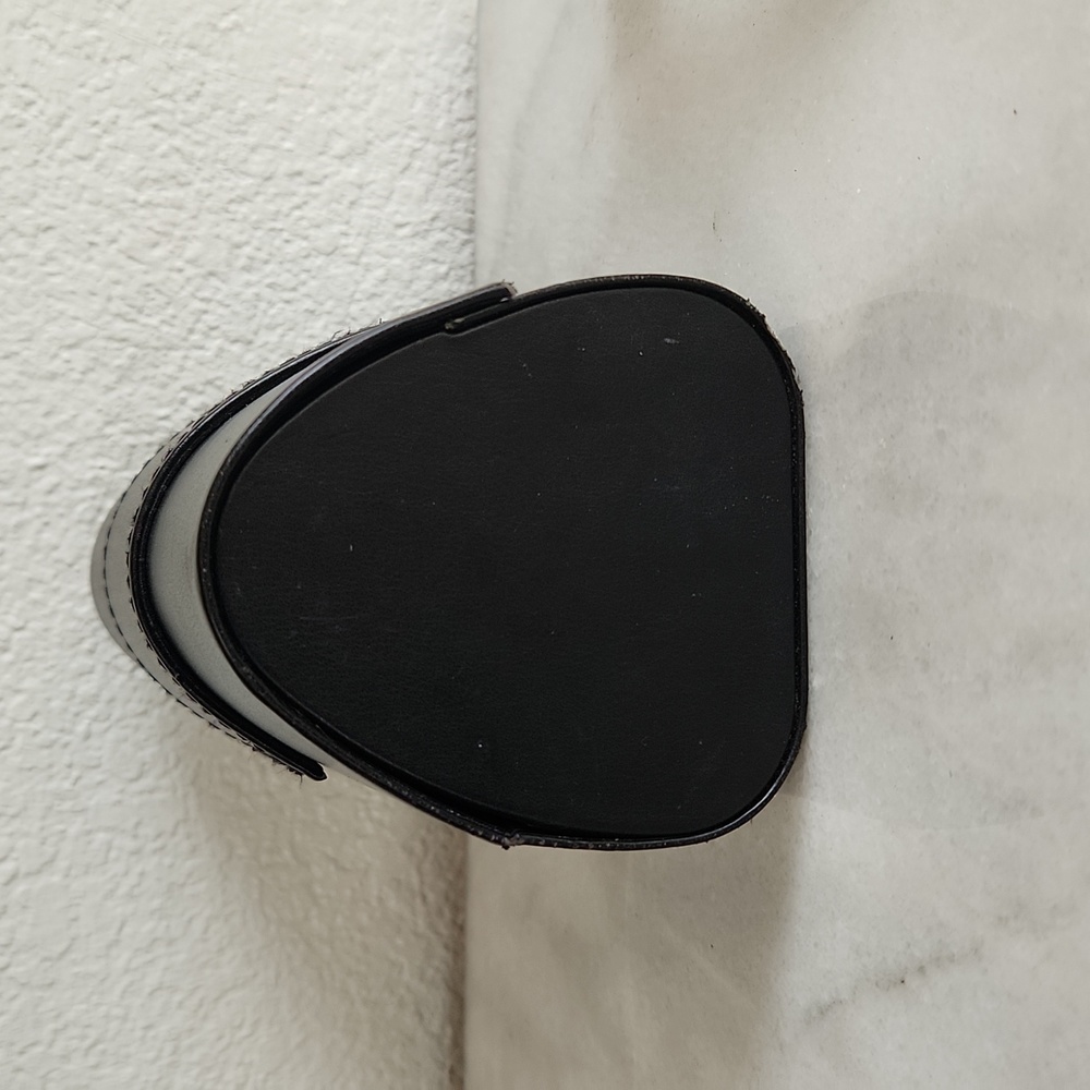 VGUC Versace Black Sunglass Case - Picture 4 of 10